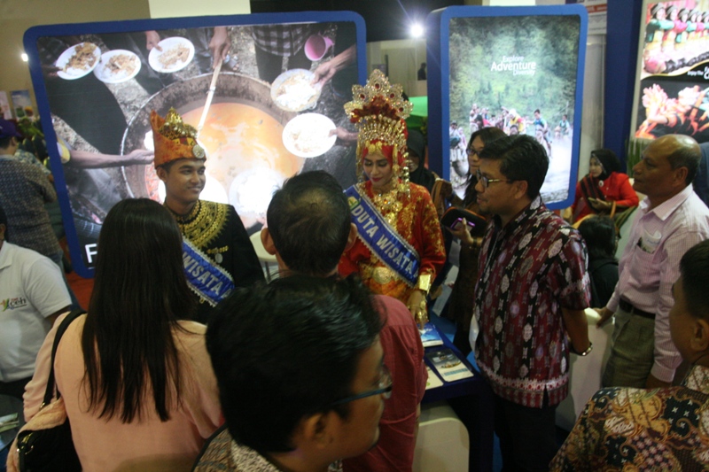 Duta Wisata Aceh juga ikut serta dalam Gebyar Wisata dan Budaya Nusantara 2015 (Foto IST)