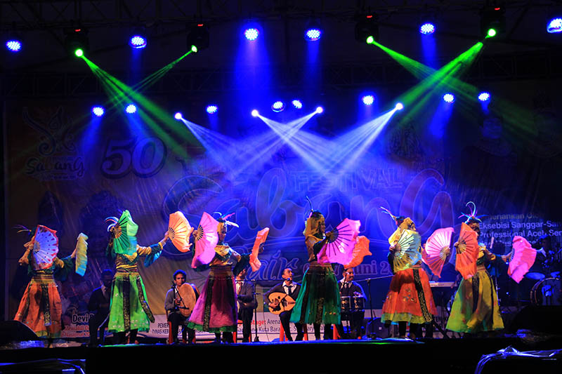 LASQI musik dari Timur Tengah tampil di pentas utama Festival Sabang Fair (Foto M Iqbal/SeputarAceh.com)