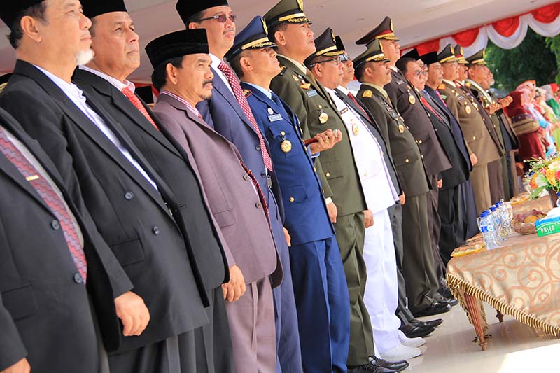 Sejumlah tamu undangan dari akademisi, perwira dan pejabat pemerintah Aceh hadir dalam upacara HUT RI ke-70 di Blang Padang (Foto M Iqbal/SeputarAceh.com)