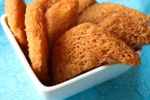 Keukarah kue khas dari Aceh.