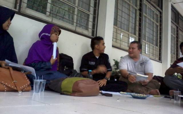 ‘Kopi darat’ FAM Wilayah Sumatera Barat dan FAM Unit Kampus UNP, di Padang. (Foto: IST.)