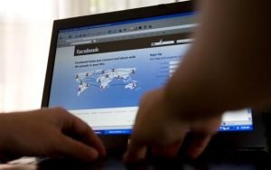 Cara Tepat Memblokir Teman Menjengkelkan di Facebook