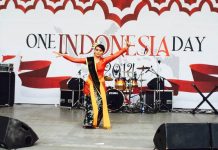 Martina Fiani menarikan tarian Denok Semarangan pada acara One Indonesia Day di Kota Ansan, Korea Selatan (IST)