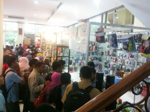 Tongsis Ludes Terjual di Pameran Komputer Aceh 2014