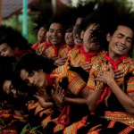Tari Saman yang telah mendunia yang baru-baru ini pechakan Rekor MURI (Foto Imam Wahyudi/yudigayo45.blogspot.com)