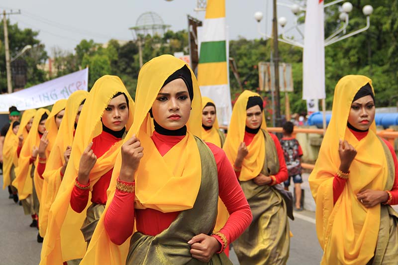 Laskar Keumalahayati mengikuti pawai peringatan 1 Muharram 1437 H, acara Aceh Hijriah Carnival, Banda Aceh (Foto M Iqbal/SeputarAceh.com)