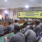 Suasana sosialisasi jurnalistik dan pengelolaan website tribratanewsaceh dan tribratanews Polres se Aceh di Aula Machdum Sakti, Polda Aceh, Senin dan Selasa (9-10/11/2015).