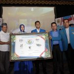 DPD KNPI Kota Banda Aceh bersama Wali Kota Illiza Sa’aduddin Djamal, SE meresmikan Entrepreneur School (Foto M Iqbal/SeputarAceh.com)