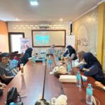 Suasana kegiatan klub investor yang berlangsung di salah satu cafe di Bireuen yang digelar KSPM Jeumpa dan GI UIA