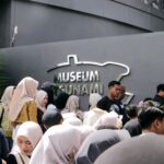 Setiap Hari Ribuan Pengunjung Sambangi Museum Tsunami Aceh