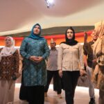 Wakil Kepala BKKBN, Ratu Ayu Isyana Bagoes Oka didampingi Ketua TP PKK Aceh Marlina Usman