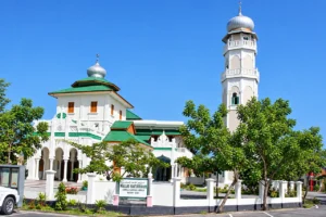 Masjid Baiturrahim Ulee Lheue